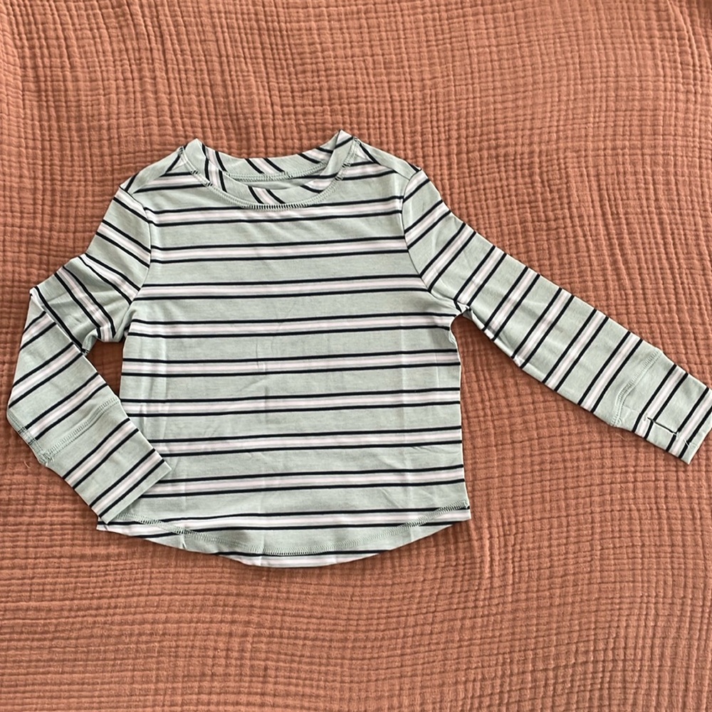 Hanna Andersson Size 3 NWOT top